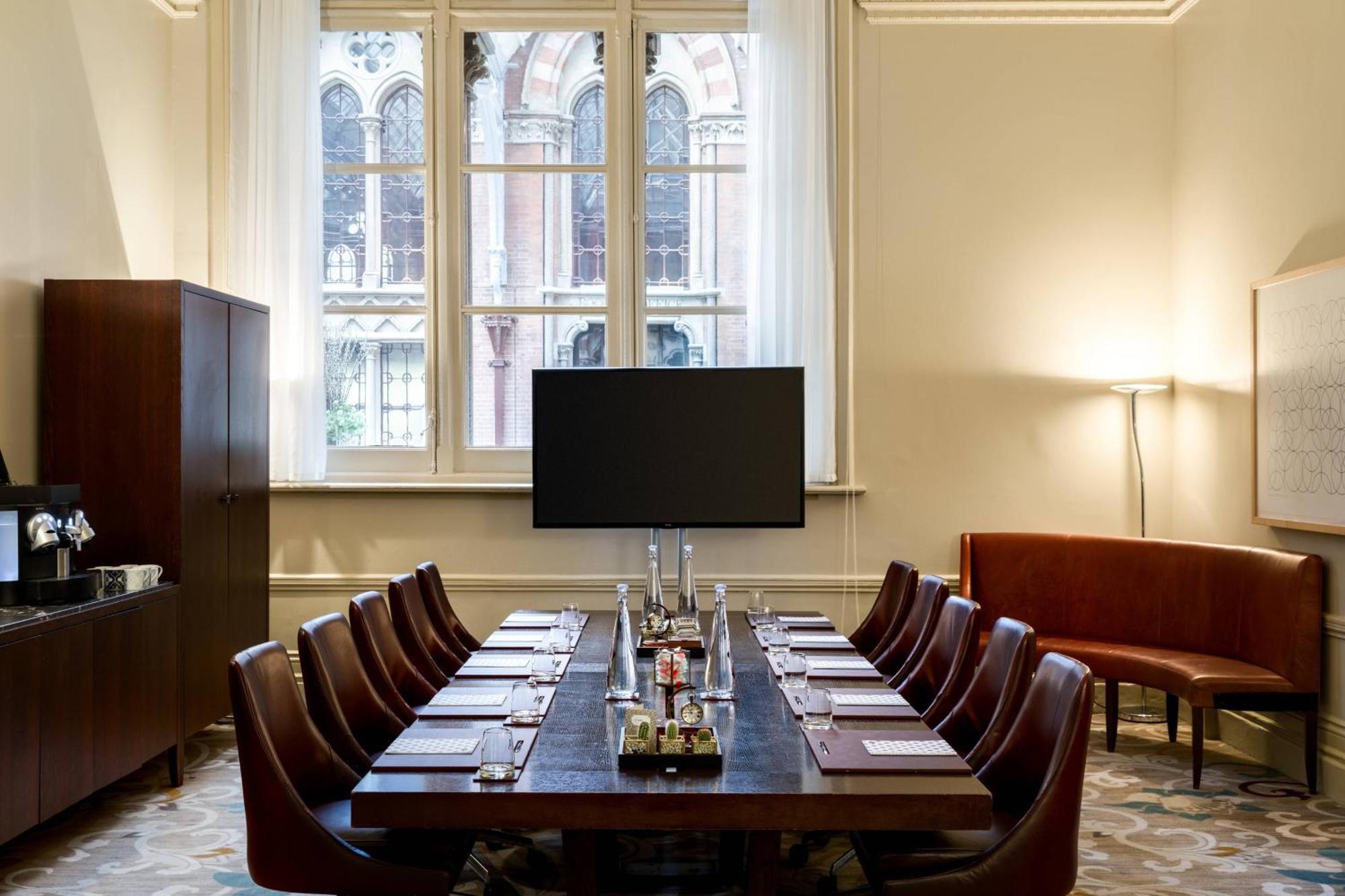 伦敦圣潘克拉斯万丽酒店 外观 照片 The boardroom at the London Stock Exchange