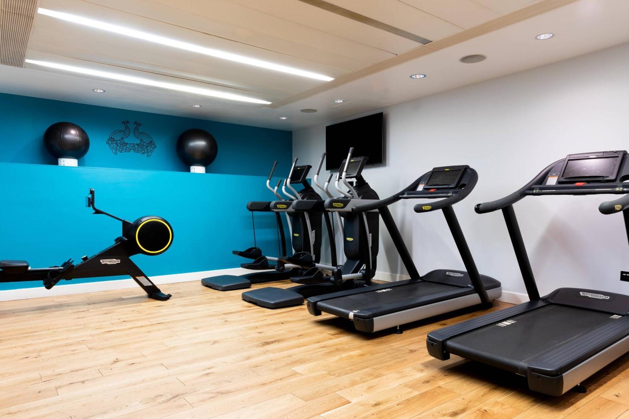 伦敦圣潘克拉斯万丽酒店 外观 照片 The gym at the London Bridge Campus
